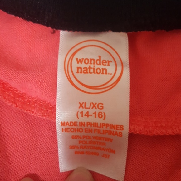 Wonder Nation Ruffle Top and Skirt - Picture 3 of 6